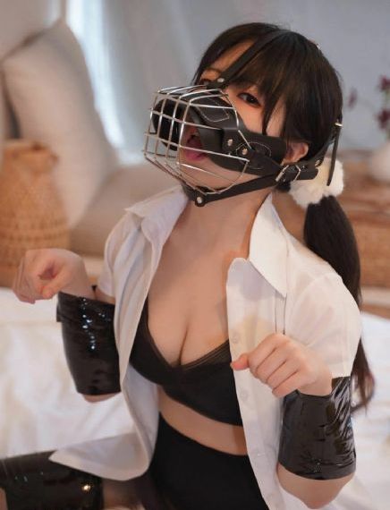 上海性战之救世英雄