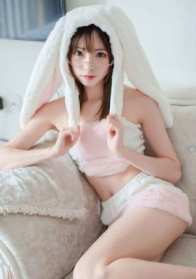 隔壁女孩儿