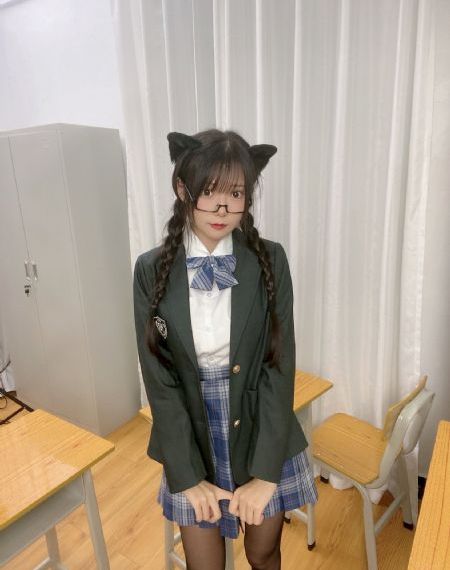 奇怪的儿媳 电视剧在线看